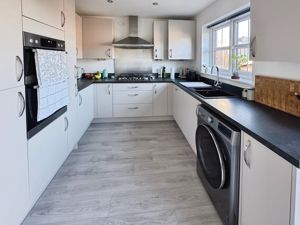 Photo 9- click for photo gallery